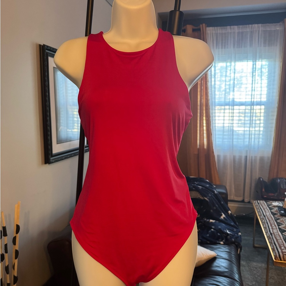 Express Contour Bodysuit - Picture 2 of 3